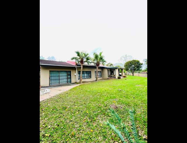 4 BEDROOM HOUSE FOR SALE IN YELLOWWOOD PARK
